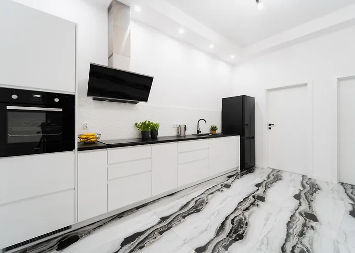 Big Apart Old Town - 3 Rooms - 10 People - Swidnicka Street